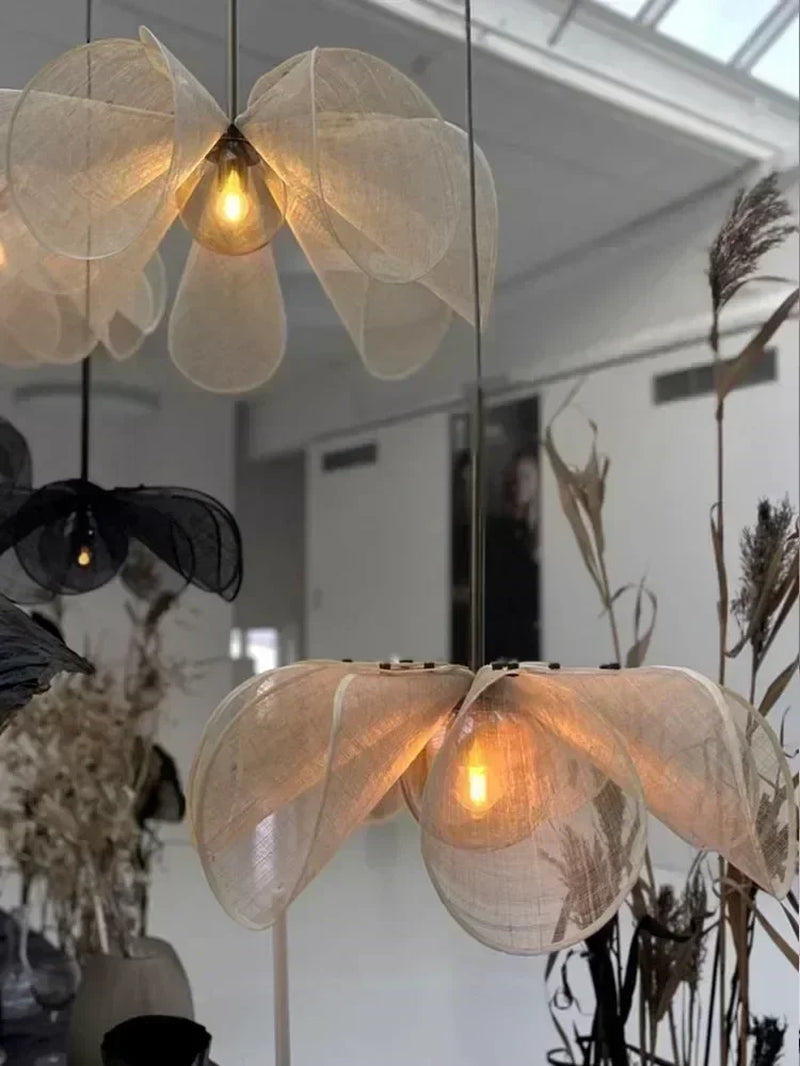 Wabi Sabi Fabric Flower LED Indoor Pendant Lighting,Hanging Lamp Hotel Restaurant Island Lamp Dining Living Room Decorations,E27