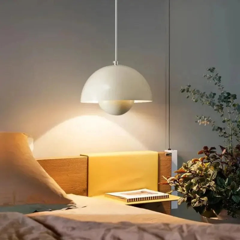 Semicircular Colourful Pendant, for restaurants, dining rooms and kitchens, for restaurant, semicircular colour-block shade