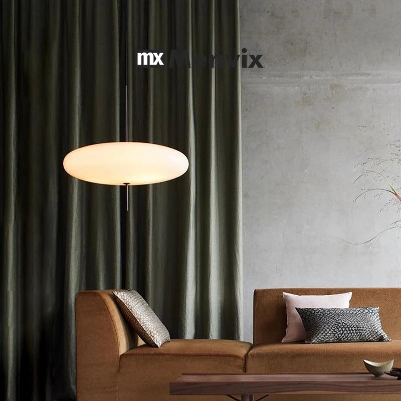 Contemporary Black & White UFO Chandelier, for restaurants, living rooms and studies, for restaurant, black-and-white UFO shade