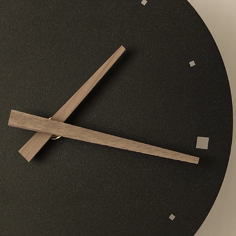 Conversation-starting Acrylic Clock Wall Light, for living and dining rooms, for living room, black-and-gold acrylic clock face