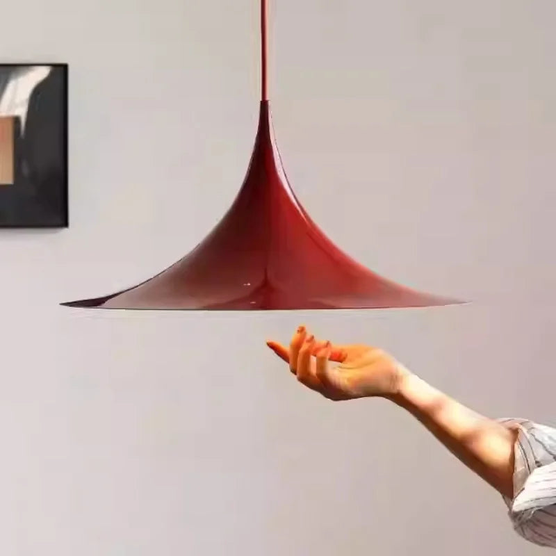 Sculptural Horn Pendant Light, for bar counters and kitchen islands, a medieval horn-inspired silhouette, for restaurant, horn-shaped UFO silhouette